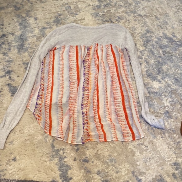 New Subtle Luxury Grey Silky Sheer Back Knit Cardigan Top - Picture 2 of 3